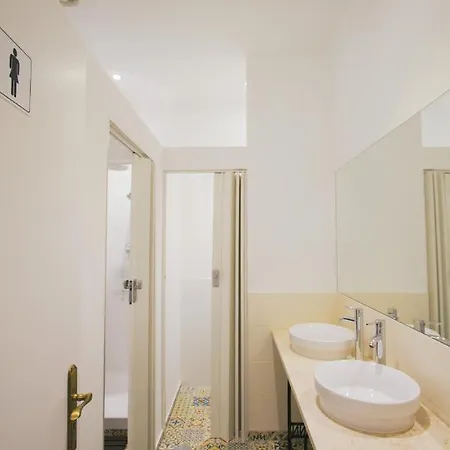 Ptm Downtown Hostel&suites 旅馆 *