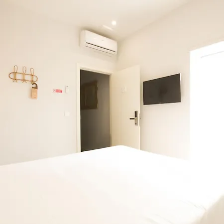 Ptm Downtown Hostel&suites 波尔蒂芒
