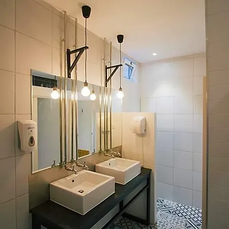 Hostel Ptm Downtown Portimao
