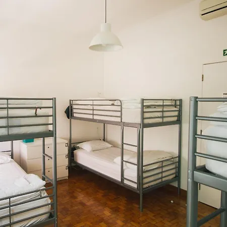 Ptm Downtown Hostel&suites * Portimão